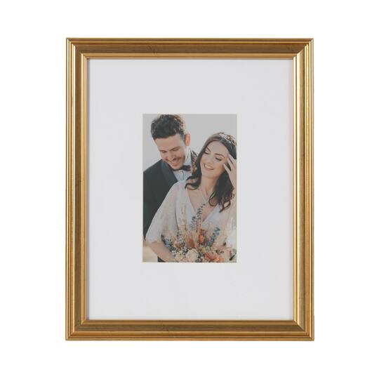 Kate and Laurel Adlynn Gold Wall Picture Photo Frame Set